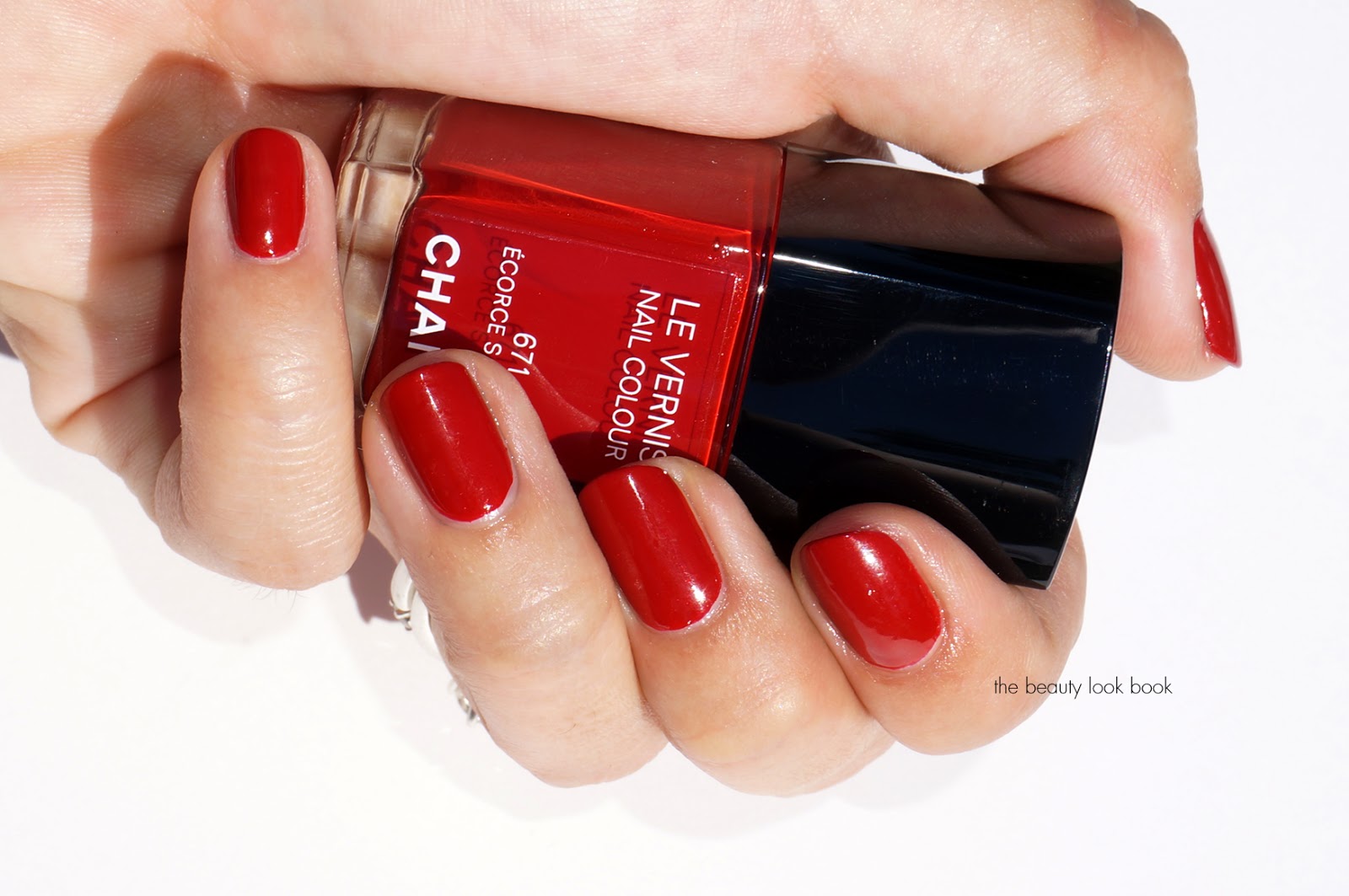Chanel 2025 base coat